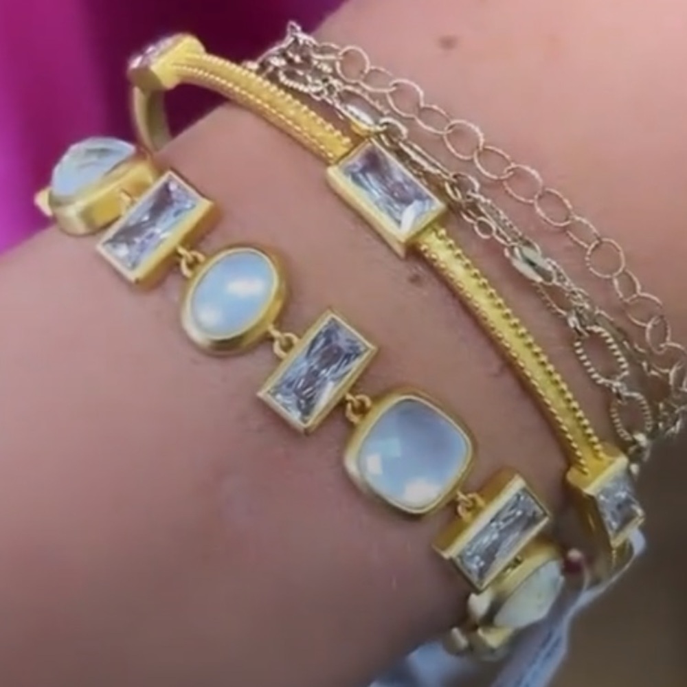 JULIE VOS® Antonia Tennis Bracelet Iridescent & Clear Bahamian Blue Stones - Picture 11 of 12
